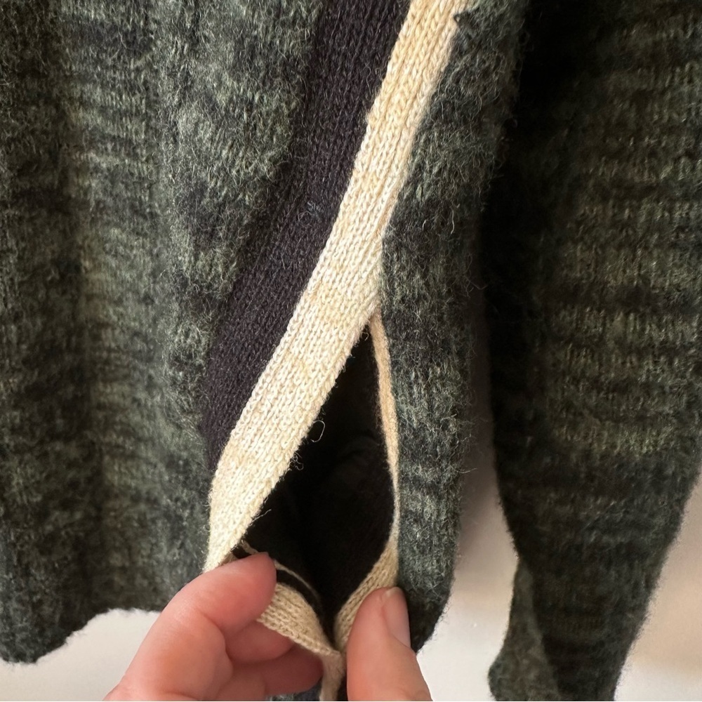 Milwaukee Knits Vintage 50s 60s  Sz M Wool Orlon Sweater Pockets Cricket Vneck - Picture 5 of 15